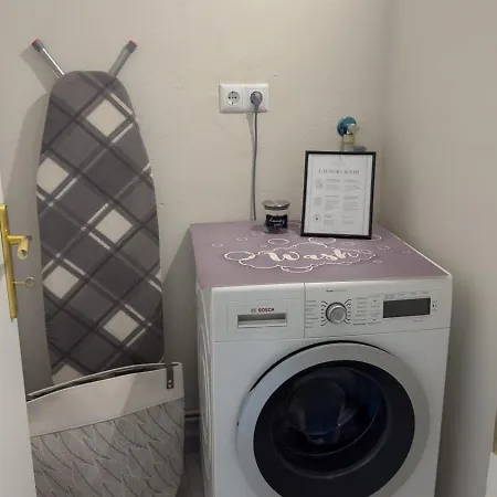 Delta - Stylish Family Apartment