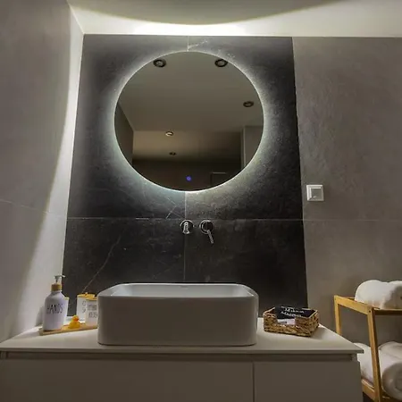 Delta - Stylish Family Apartment Thessaloniki